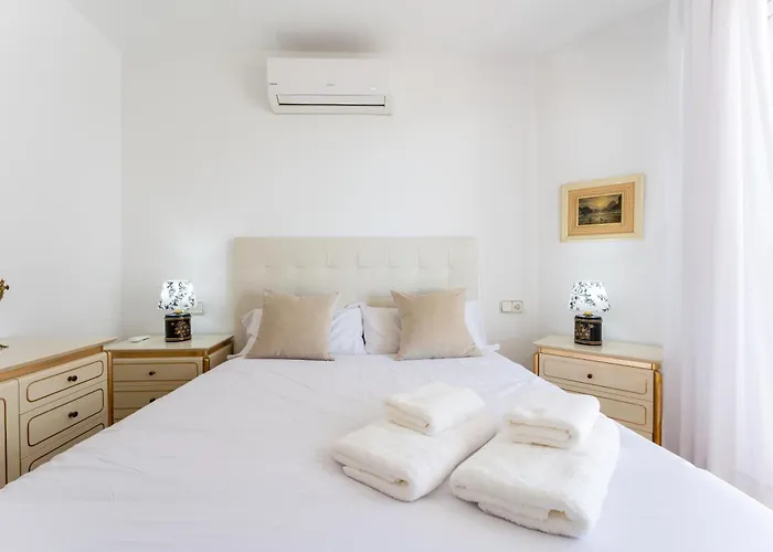 Tropico Carihuela View & Parking * Torremolinos