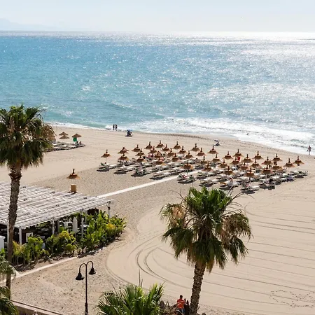 Tropico Carihuela View & Parking Торремолинос
