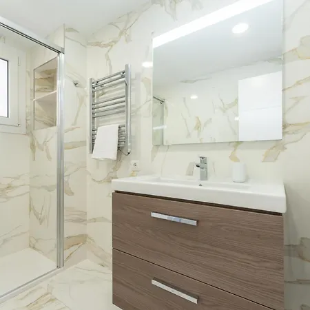 Tropico Carihuela View & Parking Daire Torremolinos