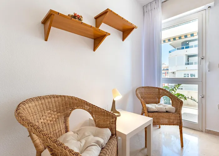 Trópico Carihuela View&parking Apartamento